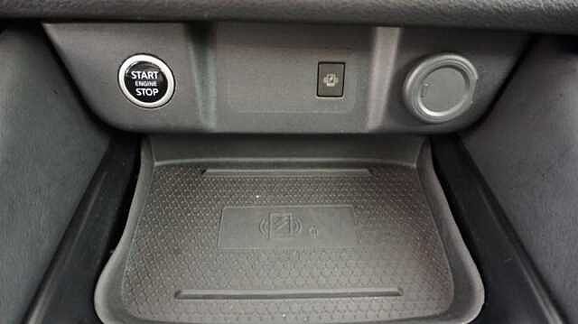 Nissan Qashqai 1.3 DIG-T MHEV 116KW N-CONNECTA DCT 158 5P