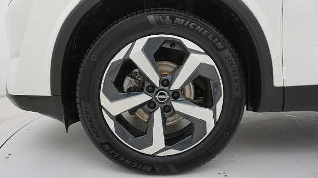 Nissan Qashqai 1.3 DIG-T MHEV 116KW N-CONNECTA DCT 158 5P