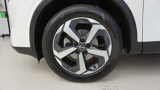 Nissan Qashqai 1.3 DIG-T MHEV 116KW N-CONNECTA DCT 158 5P
