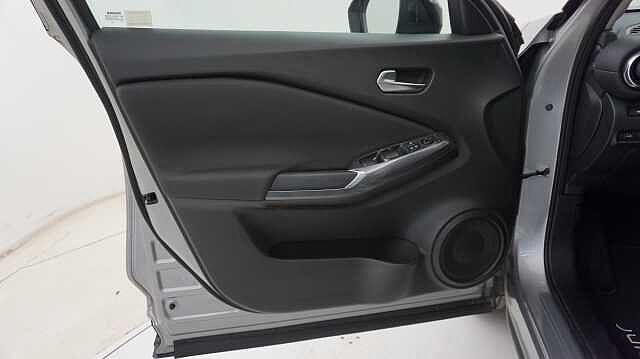 Nissan Juke 1.0 DIG-T 84KW ACENTA DCT 114 5P