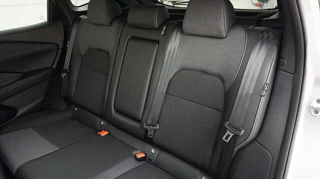 Nissan Qashqai 1.3 DIG-T MHEV 116KW N-CONNECTA CVT 158 5P