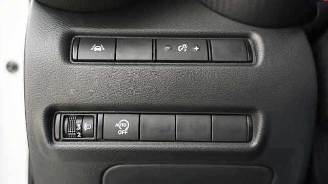 Nissan Juke 1.0 DIG-T 84KW ACENTA 114 5P