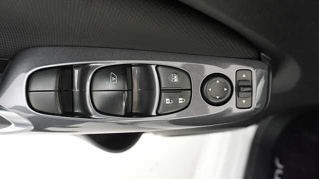 Nissan Juke 1.0 DIG-T 84KW ACENTA 114 5P