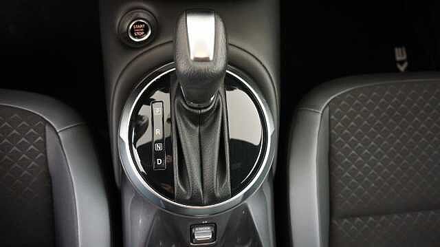 Nissan Juke 1.0 DIG-T 84KW ACENTA DCT 114 5P