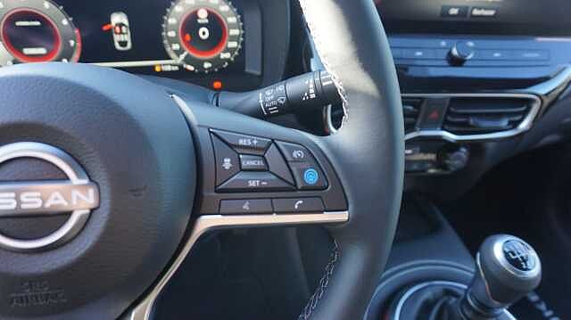 Nissan Juke 1.0 DIG-T 84KW TEKNA 114 5P