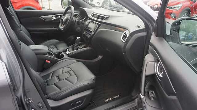 Nissan Qashqai 1.5 DCI TEKNA+ DCT 85KW 115 5P