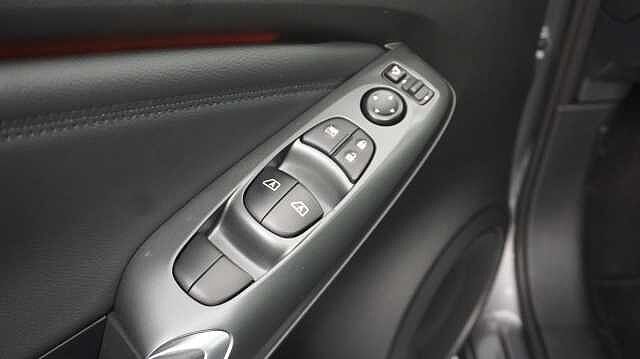Nissan Juke 1.0 DIG-T 84KW N-CONNECTA 114 5P