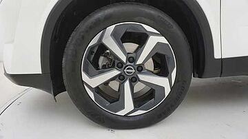 Nissan Qashqai 1.3 DIG-T MHEV 116KW N-CONNECTA DCT 158 5P Sapporo White