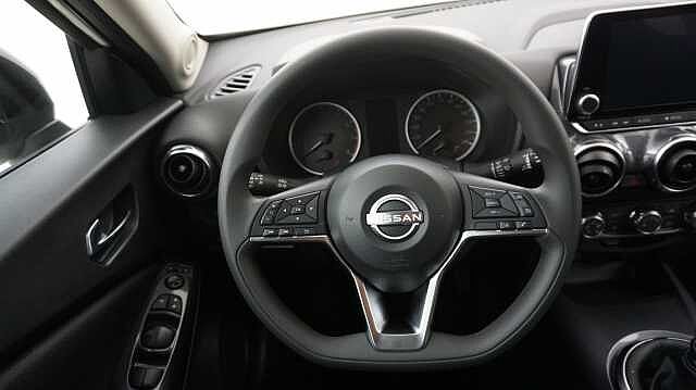 Nissan Juke 1.0 DIG-T 84KW ACENTA 114 5P