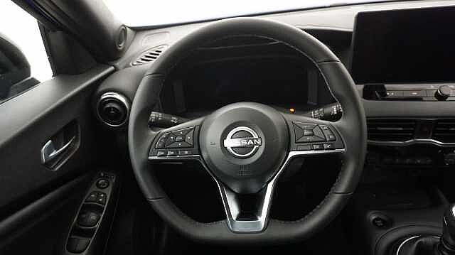 Nissan Juke 1.0 DIG-T 84KW N-CONNECTA 114 5P