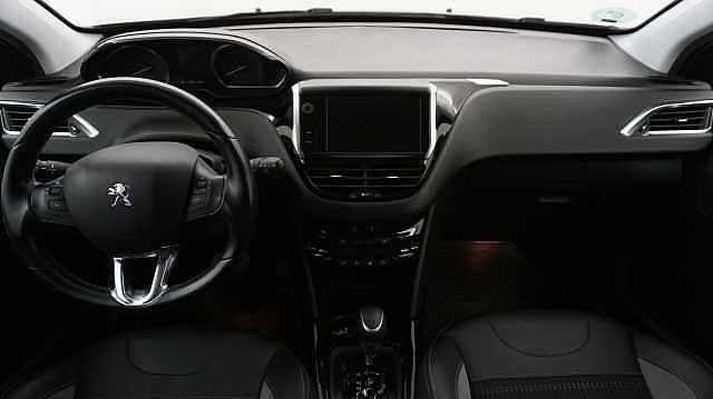 Peugeot 2008 1.2 81KW ALLURE AUTO 110 5P